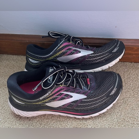 Brooks Sz 8 woman’s glycerin 15 black/purple/yellow running shoes - Picture 1 of 8